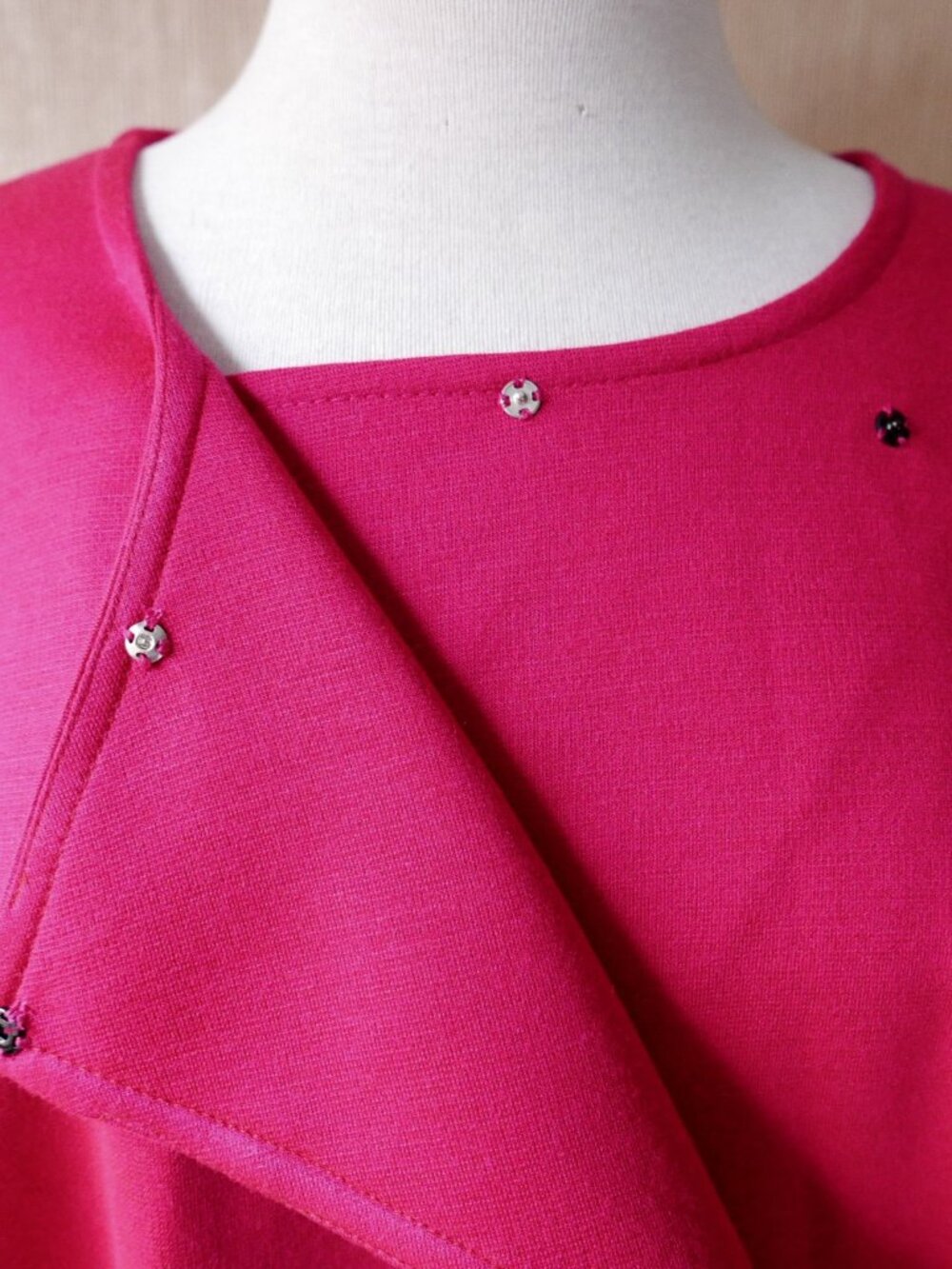 Handmade Bright Pink Lightweight Knit Cape | Size M - Picture 7 of 8